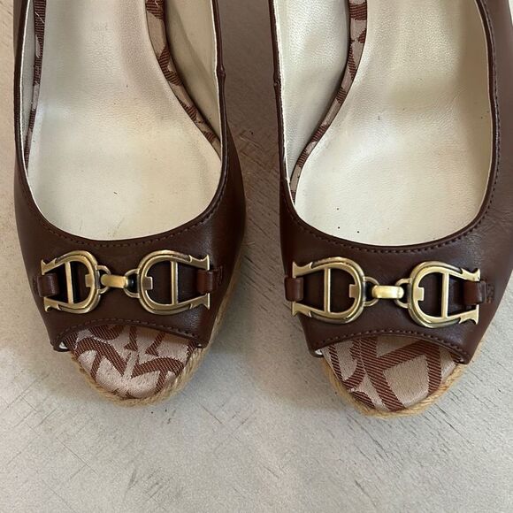 Etienne Aigner Equestrian Cork Wedge Heels - Picture 5 of 9